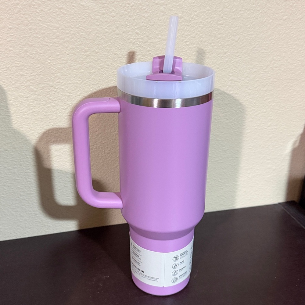 NWT STANLEY THE FLOWSTATE QUENCHER H2.0 FLOWSTATE™ TUMBLER | 40 OZ - Picture 4 of 7
